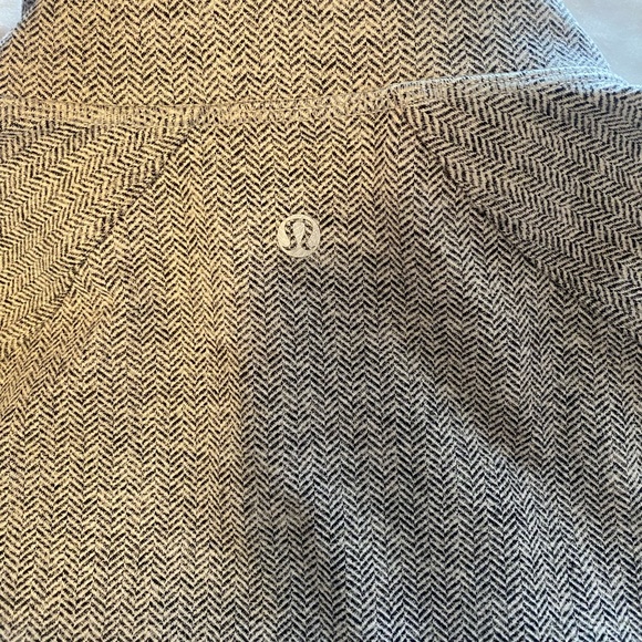 Lululemon jacket - Picture 4 of 5